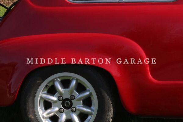 REAR RIGHT WING 600D AFTER 1965